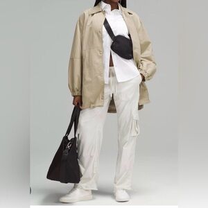 Lululemon Lightweight Oversized-Fit Coaches Jacket Compass Khaki - Size XS